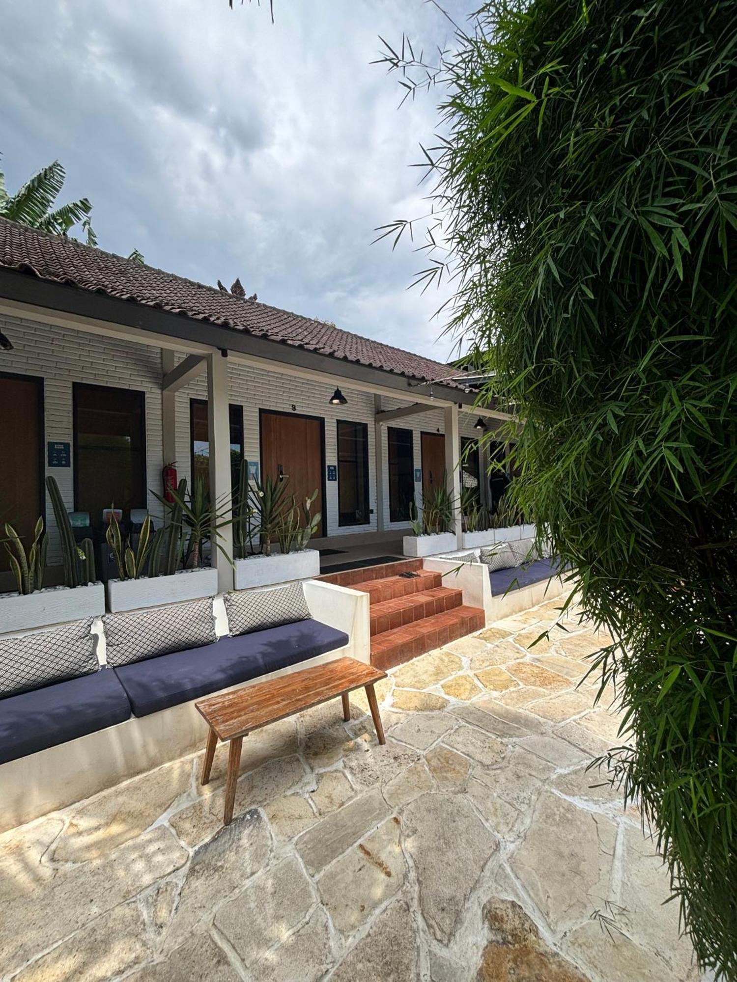 Lay Day Hostel Canggu Extérieur photo